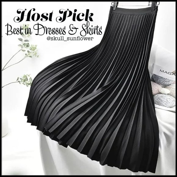 Stylish Pleated Skirt! - Picture 1 of 8